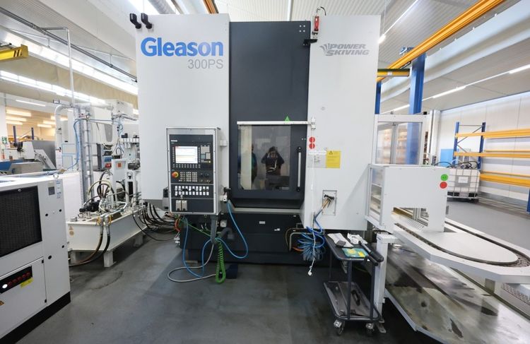 Gleason, Pfauter 300 PS Hob Peeling Machine 1,500 rpm