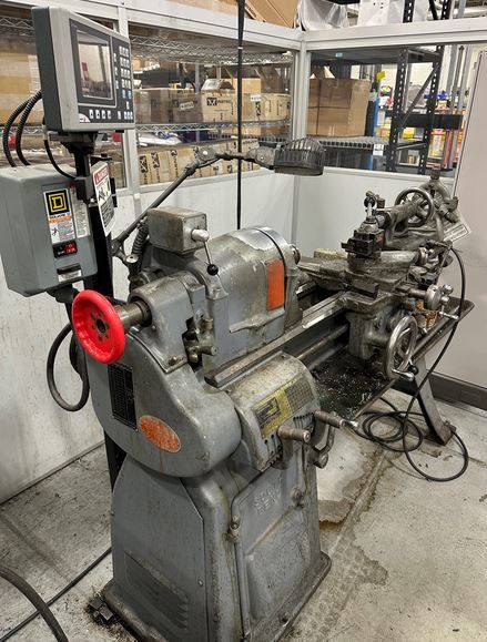 South Bend Engine Lathe 940 rpm South Bend 13" x 28" Lathe