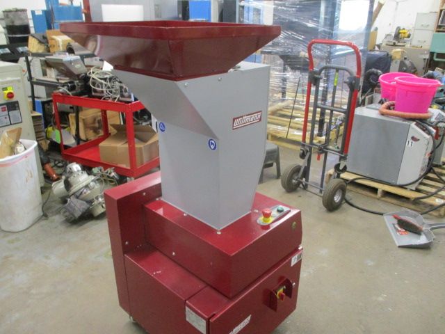Wittmann MB 714 Granulator