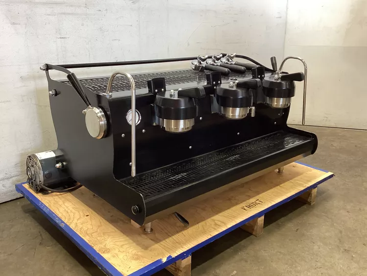 Synesso Cyncra 3 Group Coffee Machine