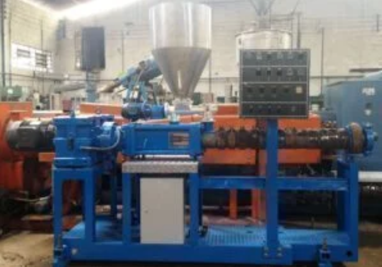 DR67 Twin Screw Extruder