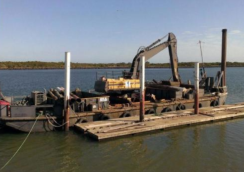 Barge & Landing Craft