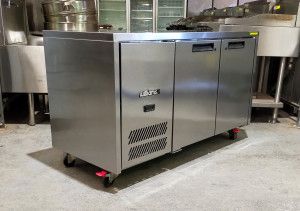 Williams HO2U-000, 2 Door Under Bench Fridge