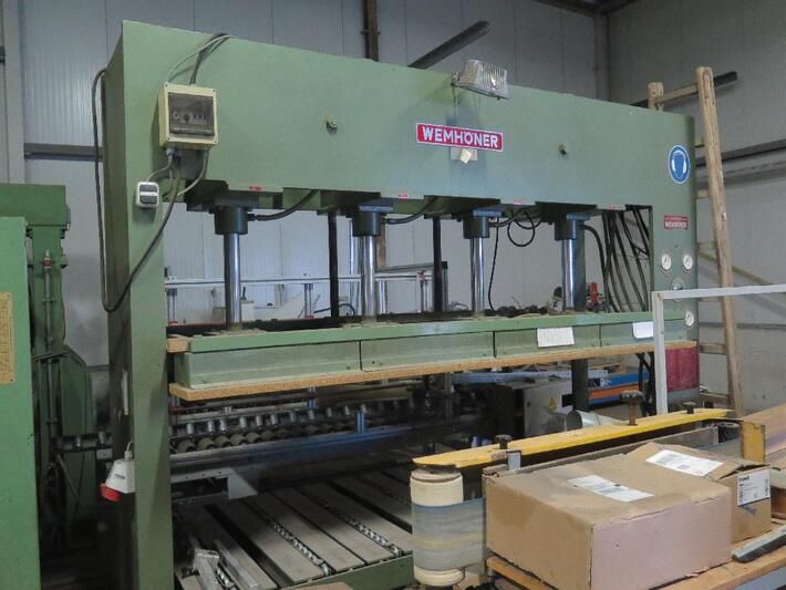 Wemhoner Veneer press