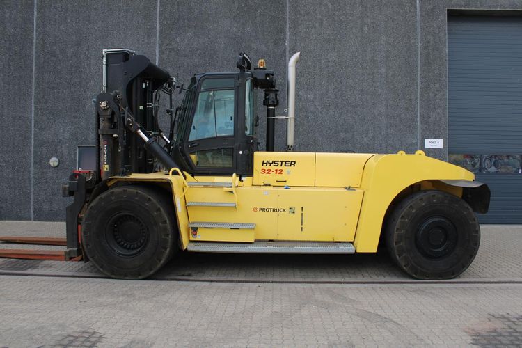 Hyster H32.00XM-12 Capacity: 32,000 kg