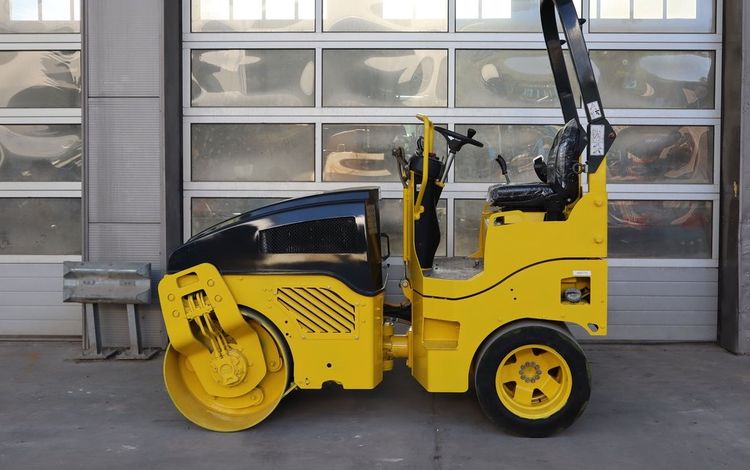 Bomag BW100 AC-4