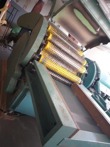 Complete line for the production of polyester wadding and quilts