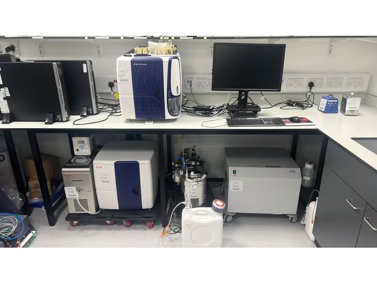 Achilles - Laboratory equipment