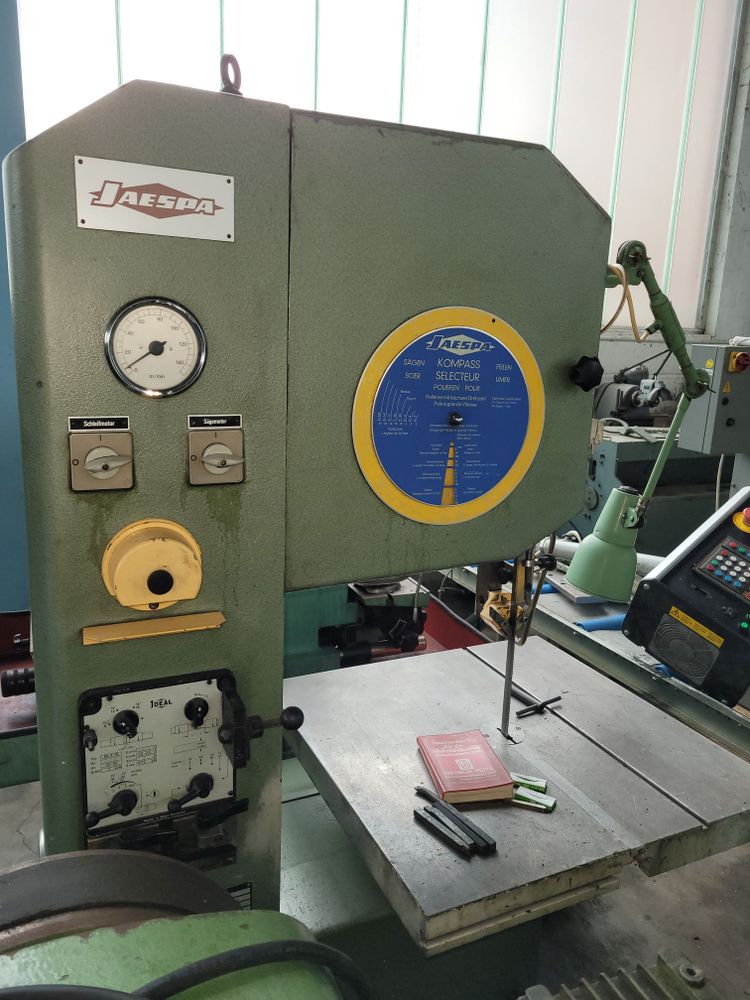 Jaespa MS 4 Vertical band saw machine Semi Automatic