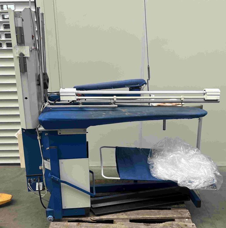 Veit CR2 ironing board