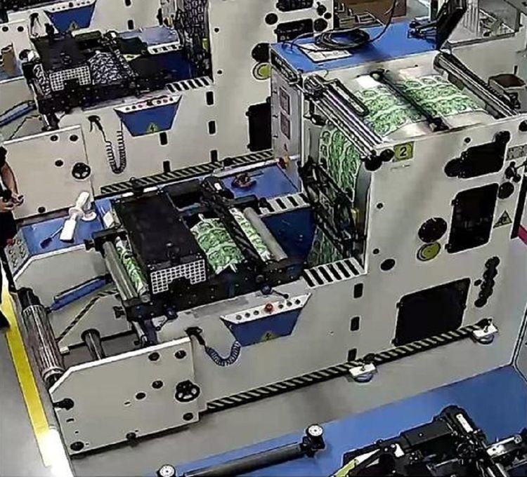 EMR 3005 Aluminum / Lid Punching And Embossing Machine