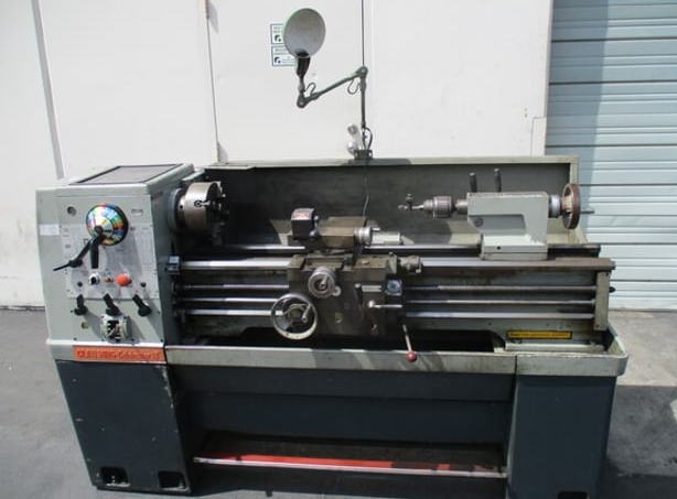 Clausing Colchester Engine Lathe 2000 RPM 15" Lathe