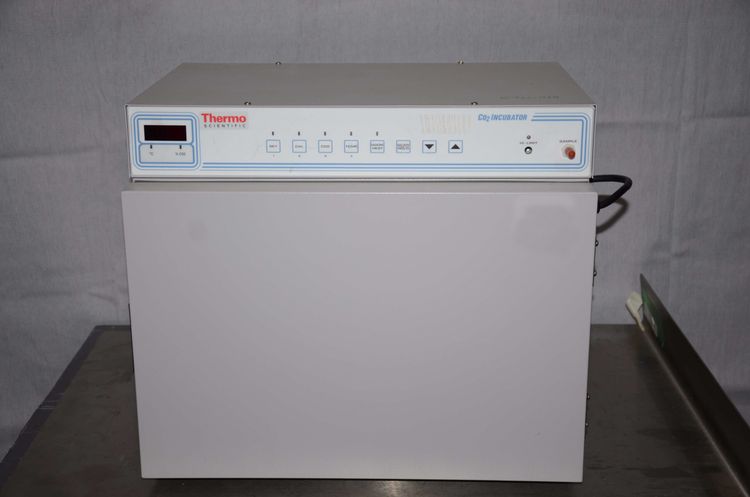 Thermo Scientific 314 CO2 Incubator