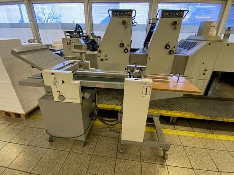 Multigraf Foldmaster 220 STA
