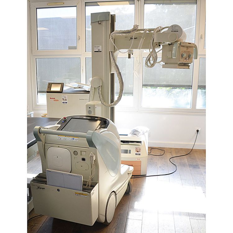 Shimadzu Mobile Dart Evolution Digital Mobile X-Ray