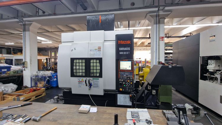 Mazak VARIAXIS 630-5X 5 Axis