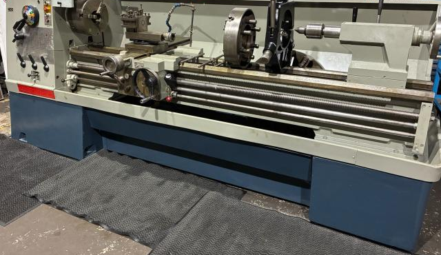 Colchester Engine Lathe Variable Speed MASTIFF 1400