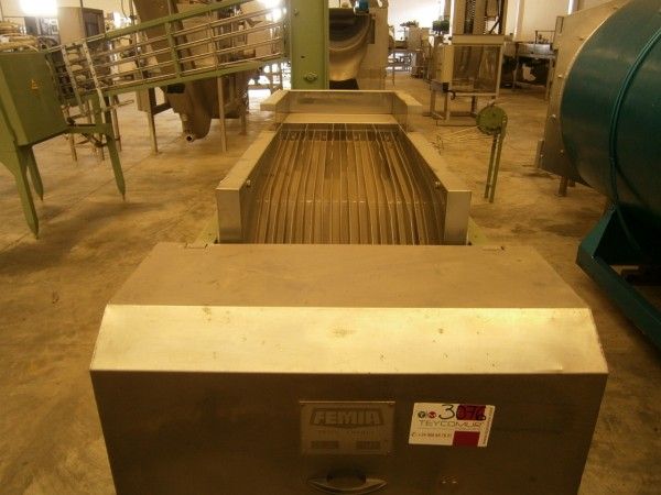 Femia E-81  Green bean cross-cutter