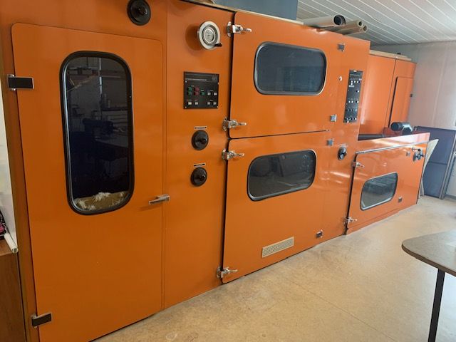 Kraft gobel Bed feather cleaning machine with feather sorting unit.