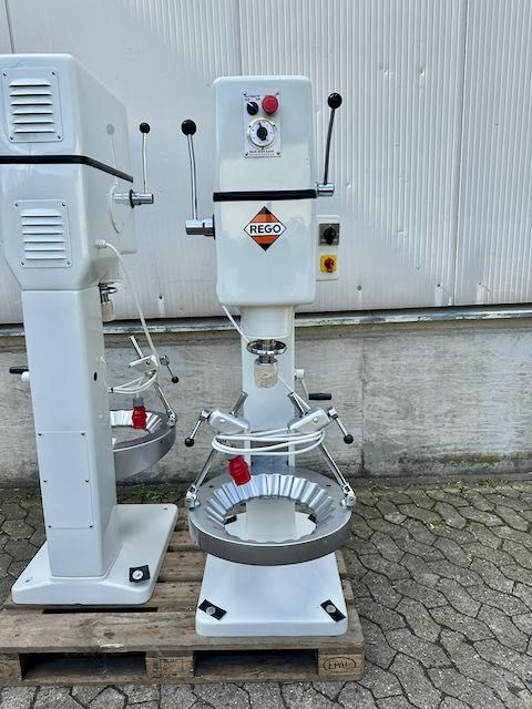 Rego SM3 Cream mixing machine