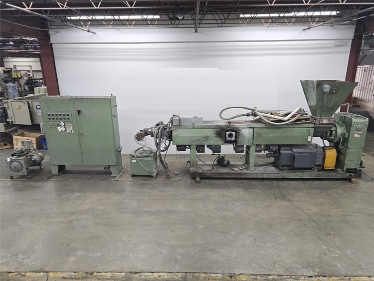 NRM 4.5" Extruder