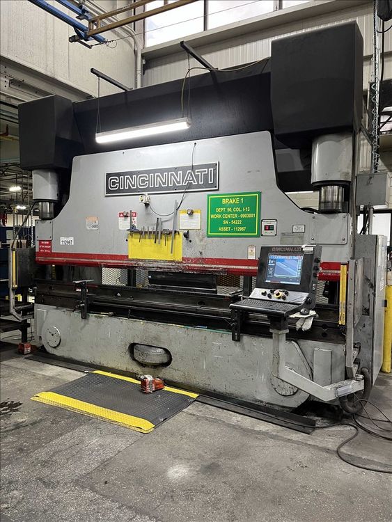 Cincinnati 230MX X 12 FT. Maxform 8-Axis CNC Press Brake 230 Ton