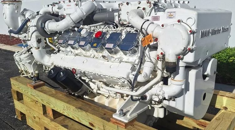 3 MAN MAN V-12 1550 Marine Propulsion Engines Horsepower: 1550