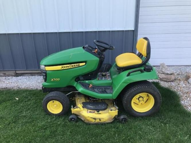 John Deere X500