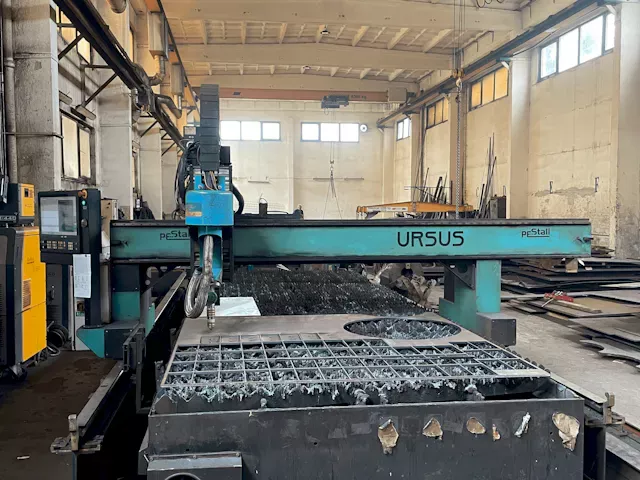 PESTALL Ursus CNC Control