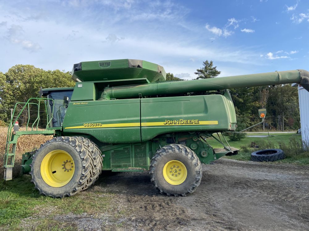 John Deere Sts Combine