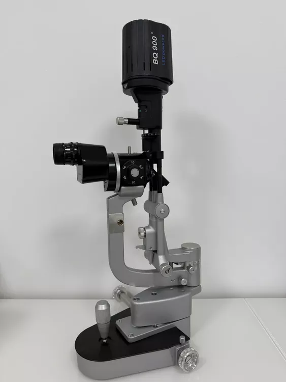 Haag Streit BQ 900 LED with tonometer