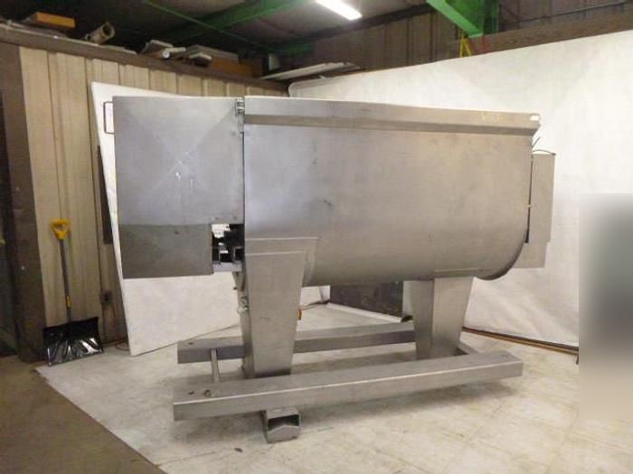 Wolfking SSM Single Shaft Mixer w/Column Lift