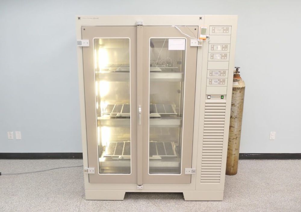 Adolf Kuhner ISF4XC Incubator Shaker CO2