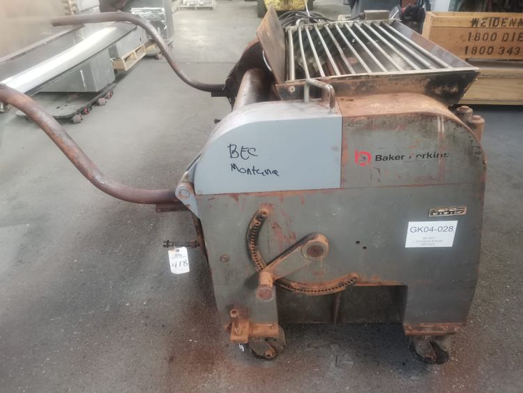 Baker Perkins 1 METER ROTARY MOULDER