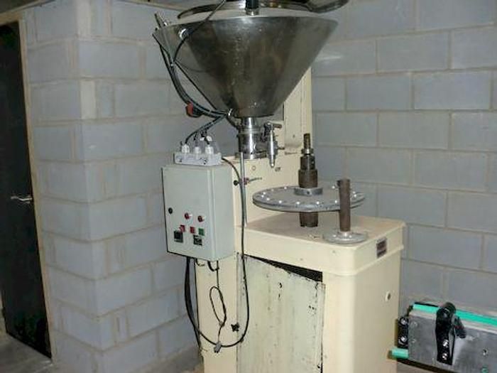 Kalix Jar Cream Dispenser