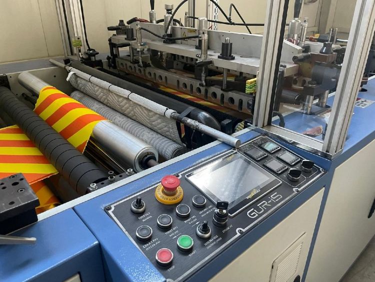 PSR-1100 Bag making machine