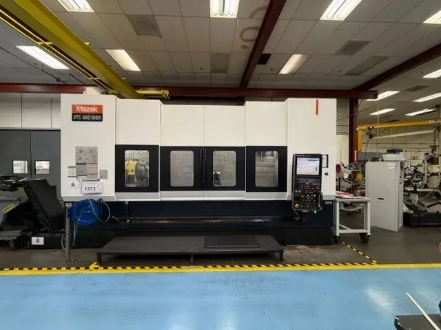 Mazak VTC-800/30 SR  4 Axis