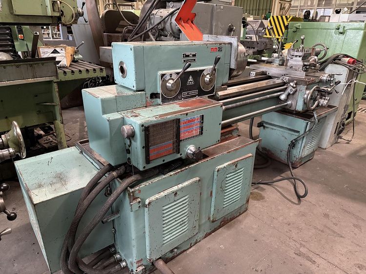 TOS Engine Lathe Variable Speed SV 18 RD / 750