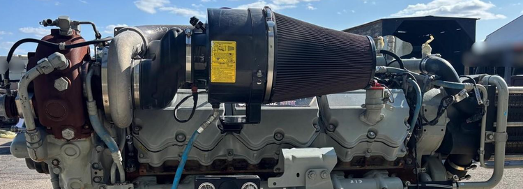 CAT C32 Horsepower: 1900 HP