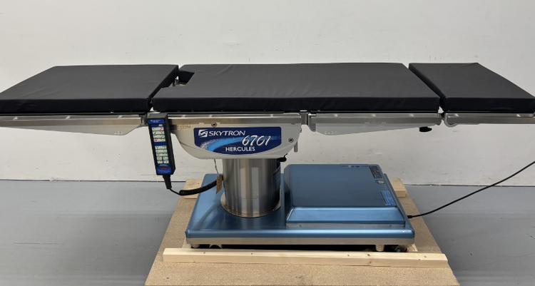 2 Skytron 6701 Hercules O/R Table