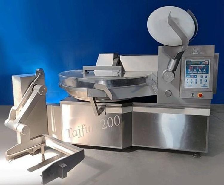 Nowicki KN 200 Cutter