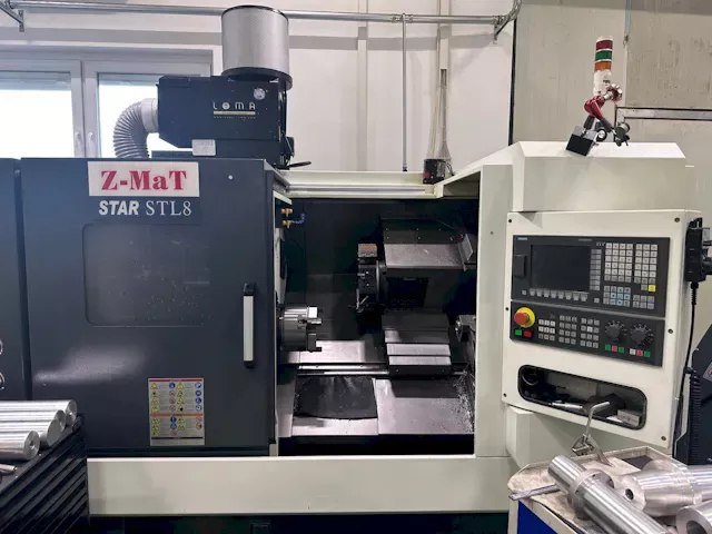 Siemens     Model: 808 4000 1/MIN Z-MAT STAR STL 8 2 Axis