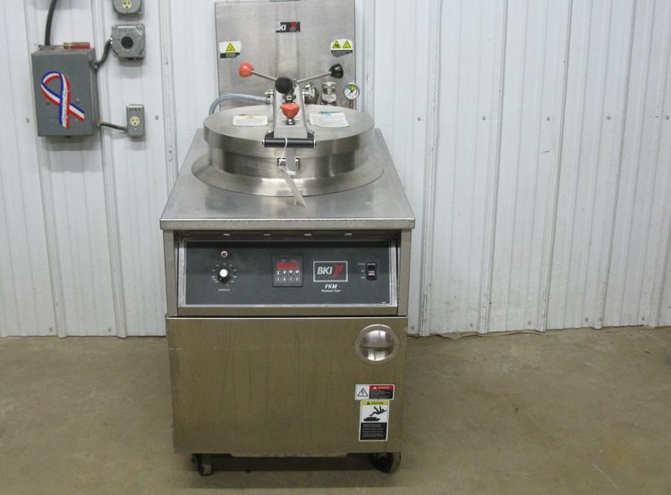 BKI FKMF Pressure Fryer