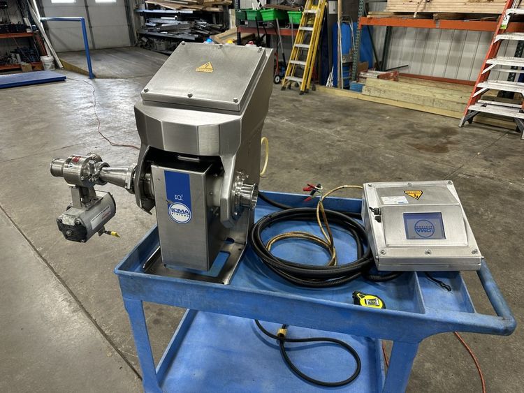 Loma IQ3+ Flow-Through Metal Detector