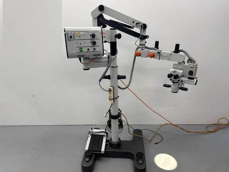 Leica, Wild Heerbrugg M691 Surgical Microscope