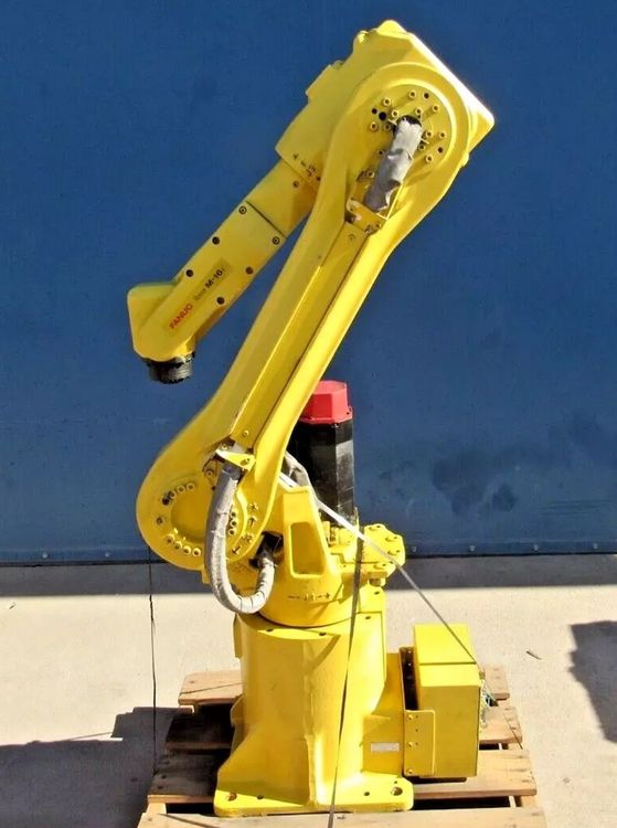 Fanuc M-6iB 6 Axis  6 kg