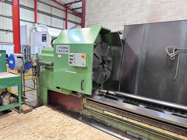 Tacchi Fanuc OiTD CNC 560 rpm HD/1450 – 725 x 4000mm 2 Axis
