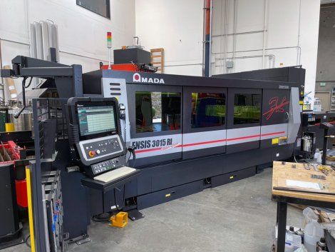 Amada ENSIS-3015RI,ROTARY INDEX,FLAT, TUBE AND BAR FIBER LASER AMNC 3i Control