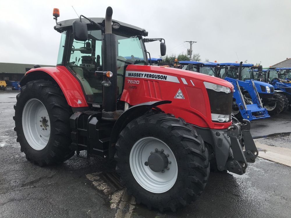 Massey Ferguson 7620 Tractor