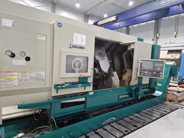 Okuma CNC CONTROL 2800 rpm MULTUS B400-C 3 Axis
